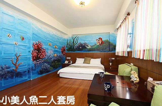 스몰 캐슬 다운타운 베드 앤 블랙퍼스트  (Small Castle Downtown Bed and Breakfast)-Double room (no pick-up room)-2