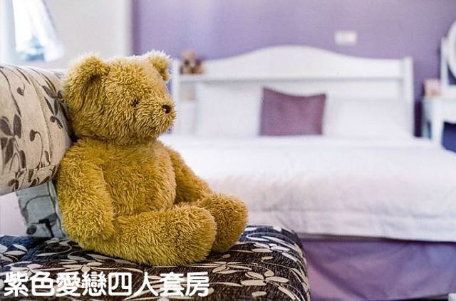 스몰 캐슬 다운타운 베드 앤 블랙퍼스트  (Small Castle Downtown Bed and Breakfast)-Quad room (not pick the room)-9