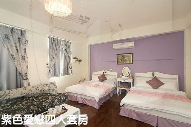 스몰 캐슬 다운타운 베드 앤 블랙퍼스트  (Small Castle Downtown Bed and Breakfast)-Quad room (not pick the room)-8