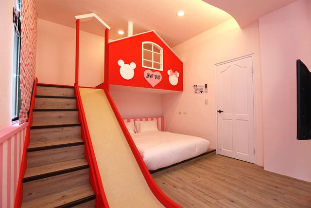 드림 서프라이징 애그 가족 베드 앤 브렉퍼스트 (Dream surprising egg parent-child bed and breakfast)-Mickey happy house-1
