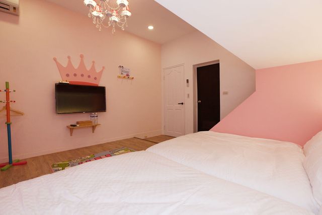 드림 서프라이징 애그 가족 베드 앤 브렉퍼스트 (Dream surprising egg parent-child bed and breakfast)-Little princess castle-6