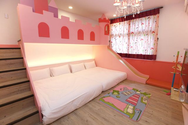 드림 서프라이징 애그 가족 베드 앤 브렉퍼스트 (Dream surprising egg parent-child bed and breakfast)-Little princess castle-2