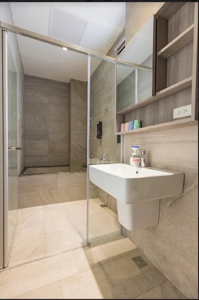 Qianhai B&B-Quadruple room with independent access on the first floor-7