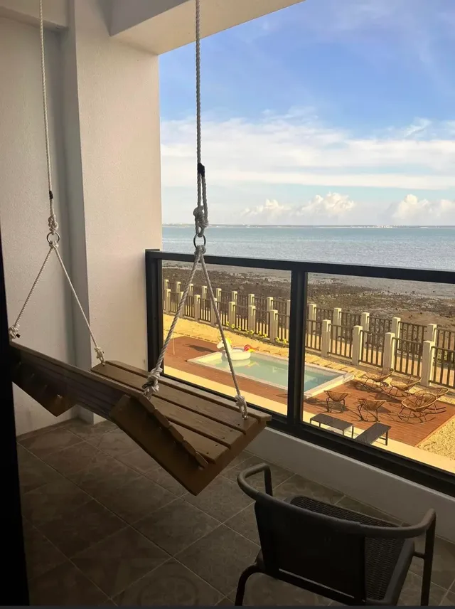 Qianhai B&B-Private area three bedrooms and two living rooms C-2