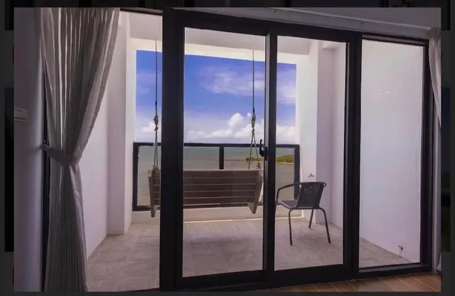 Qianhai B&B-Private area three bedrooms and two living rooms C-1