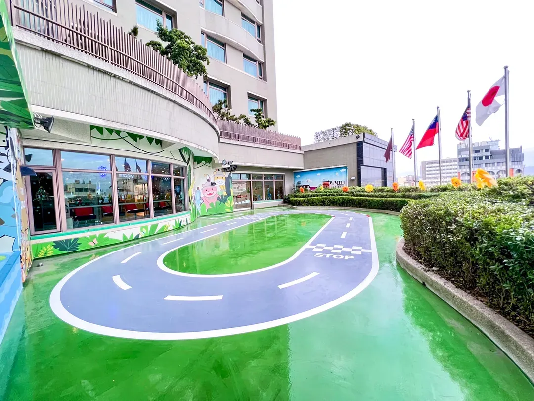 台中港酒店 l  三井Outlet開車8分鐘