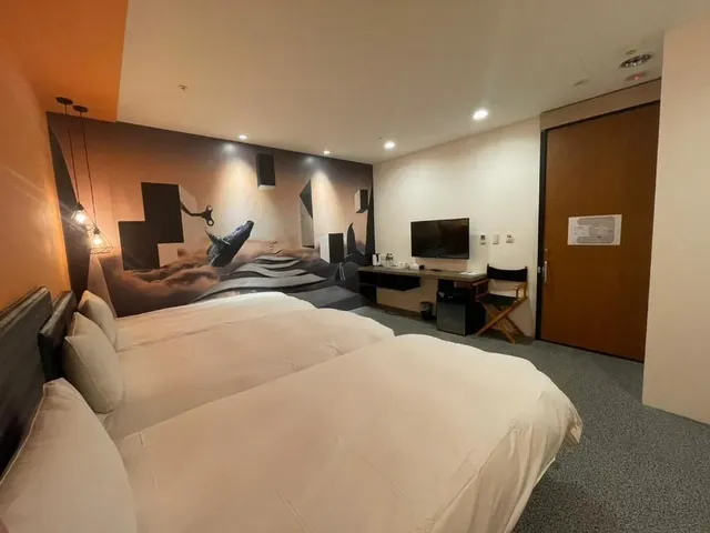 凝萃文旅 台中車站店-高級三人房-7