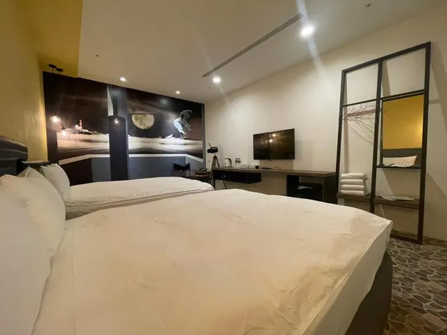 凝萃文旅 台中車站店-高級四人房-5