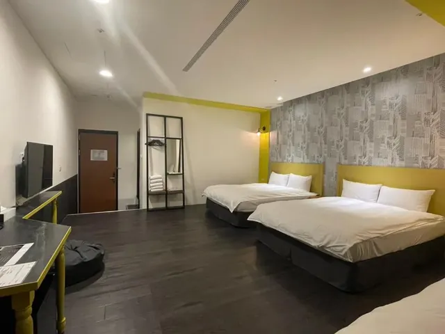 凝萃文旅 台中車站店-豪華家庭房-3