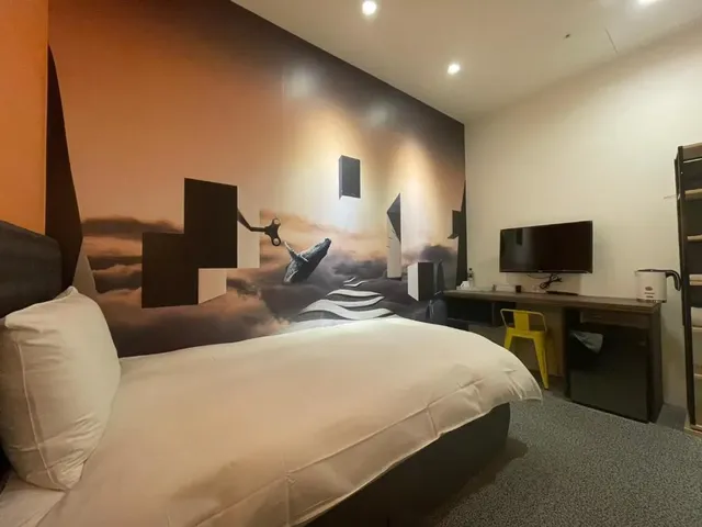 凝萃文旅 台中車站店-高級單人房-5