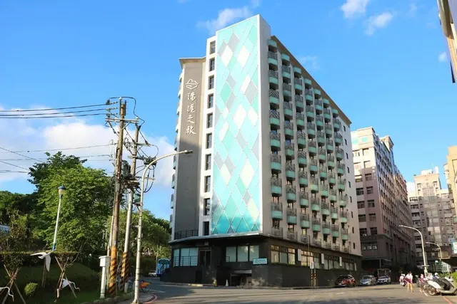 Hotel Leisure Tamsui-Quadruple Room-4
