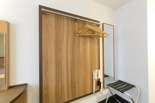 No smoking (hanger board)