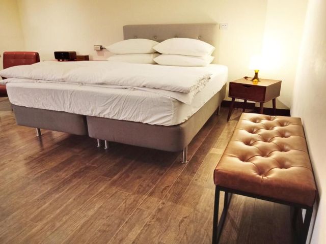 Lp. guesthouse-Double room with balcony-2
