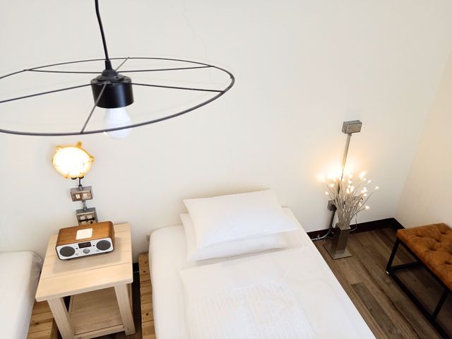 Lp. guesthouse-Twin Room with Balcony-2