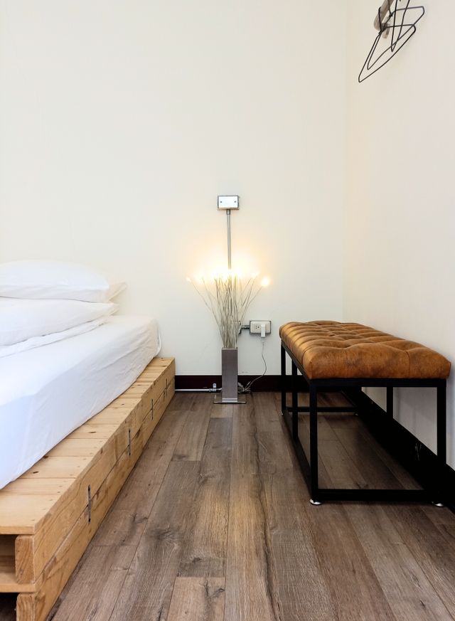 Lp. guesthouse-Twin Room with Balcony-4