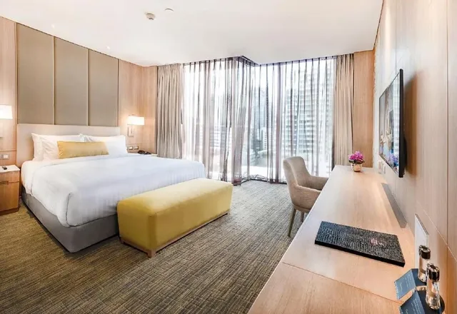 曼谷天空風景酒店(SKYVIEW Hotel Bangkok - SHA Extra Plus)-尊貴特大號床房｜一人入住（含早餐）(Grand Premier Room for 1 PAX with breakfast)-1