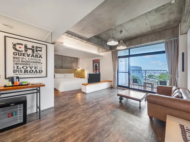 墾丁泊途會館 l 台灣最南端-砂島海藍雙人房-1