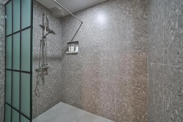 BON 飯店-標準雙人房-6