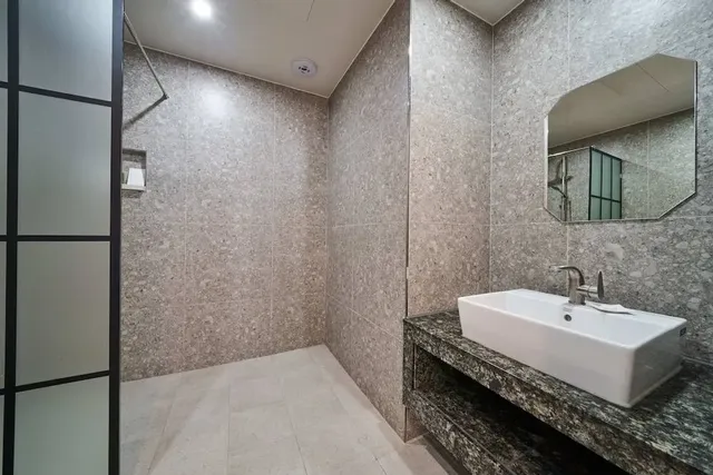 BON 飯店-特色河景雙人房-4