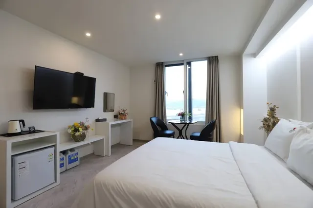 BON 飯店-特色河景雙床房-2