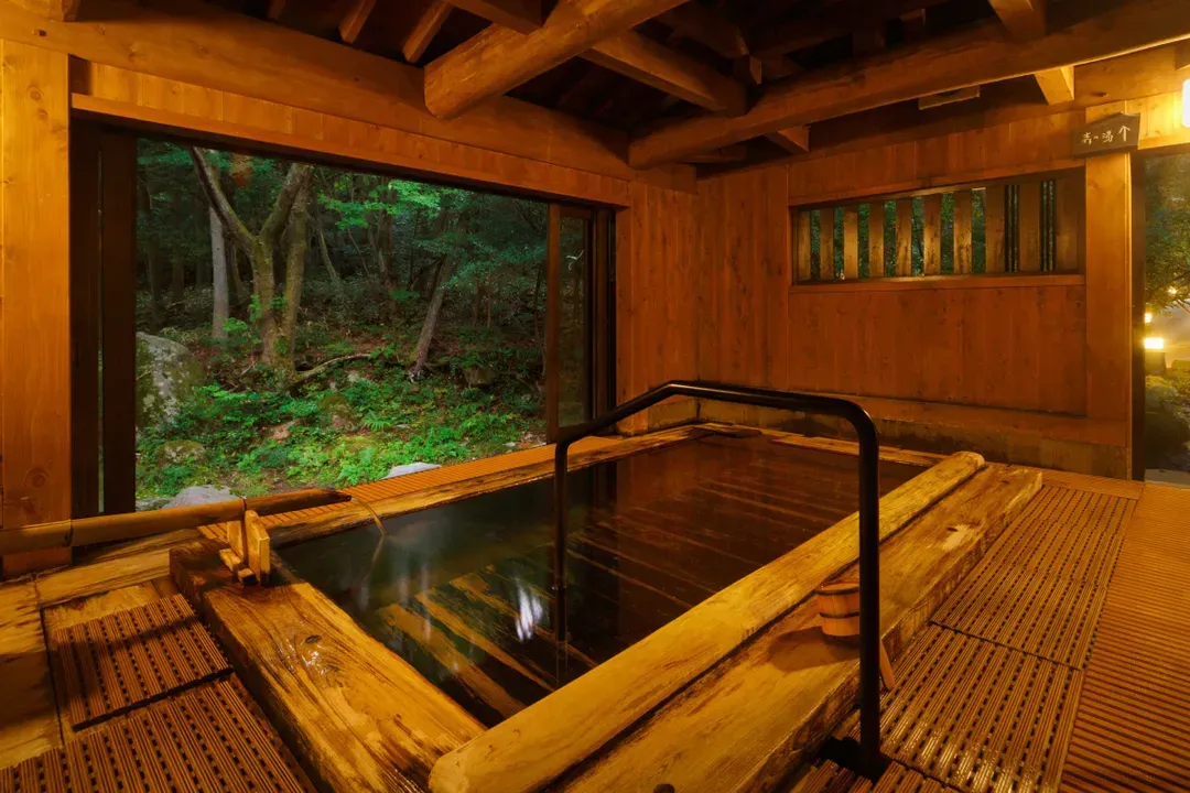 Kurokawa Onsen Mountain Inn Yamamizuki
