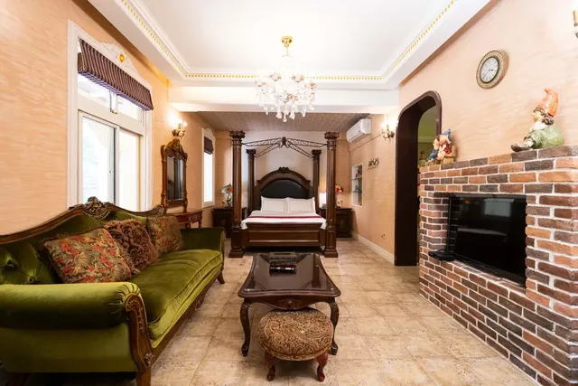XinYuan-Cake Castle(3 room)-5