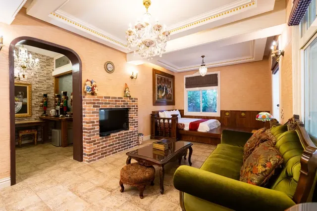 XinYuan-Cake Castle(3 room)-8