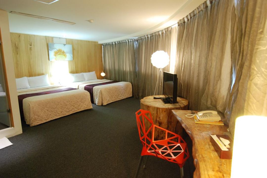 딩촨 호스텔 Ding Chuan Hotel