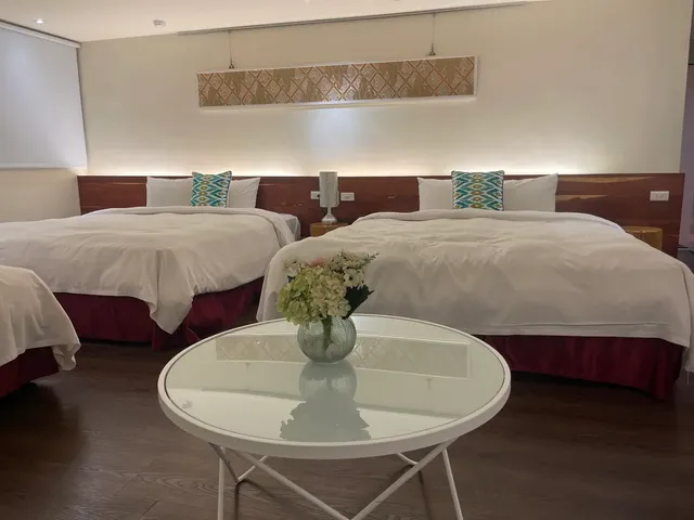딩촨 호스텔 Ding Chuan Hotel-Family Room-1