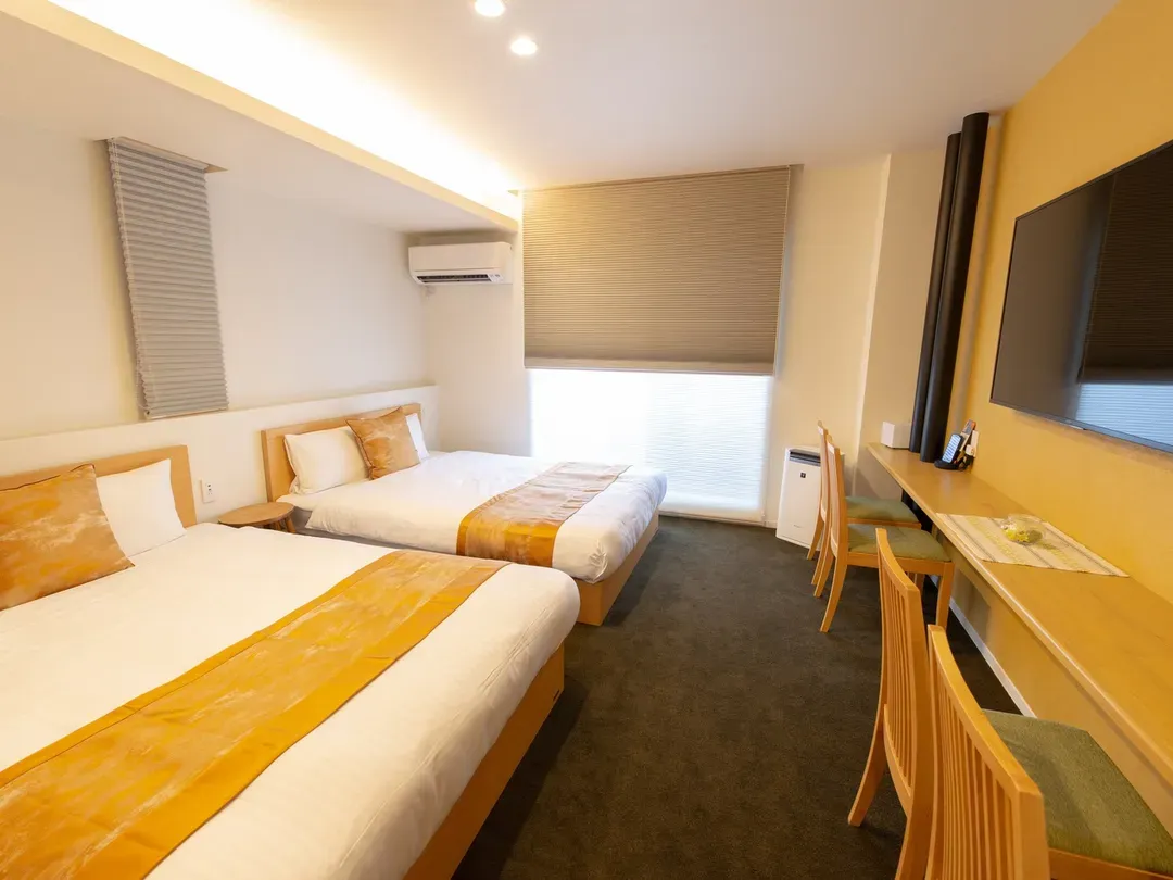 Grand Base Hiroshimaekimae