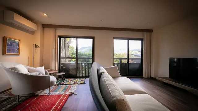 [Premium "suite with open-air bath"