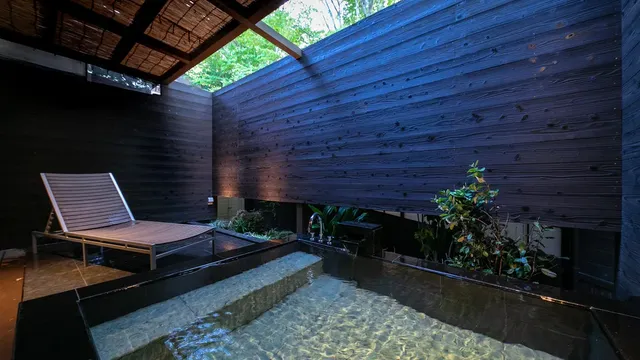 [Premium "suite with open-air bath"
