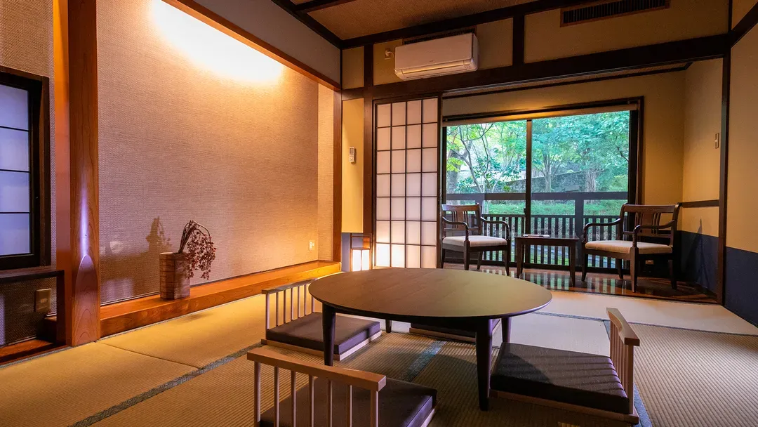 由布院溫泉 柚富之鄉 彩岳館｜由布院站車程5分