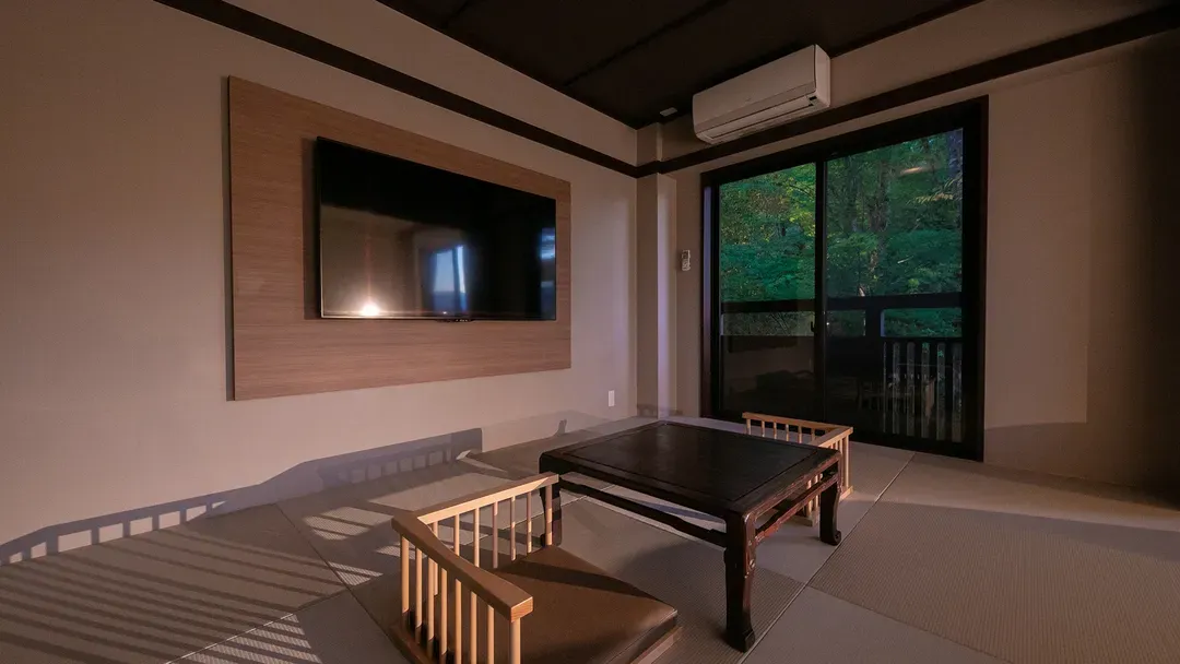 由布院溫泉 柚富之鄉 彩岳館｜由布院站車程5分