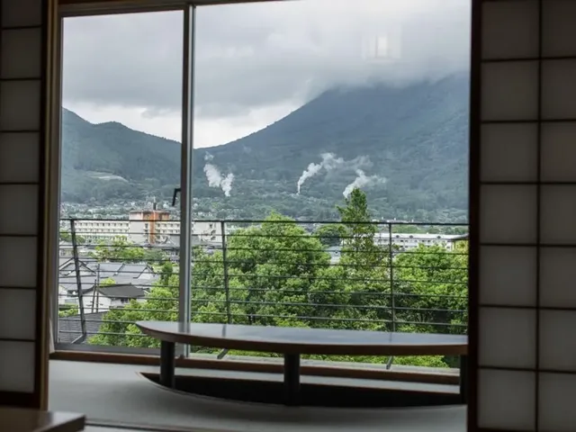 由布院溫泉旅館 花之庄｜由布院JR步行4分/金鱗湖開車6分-和室附陽台【不挑房】-7