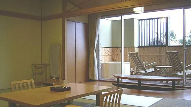 Japanese-style room B with open-air bath