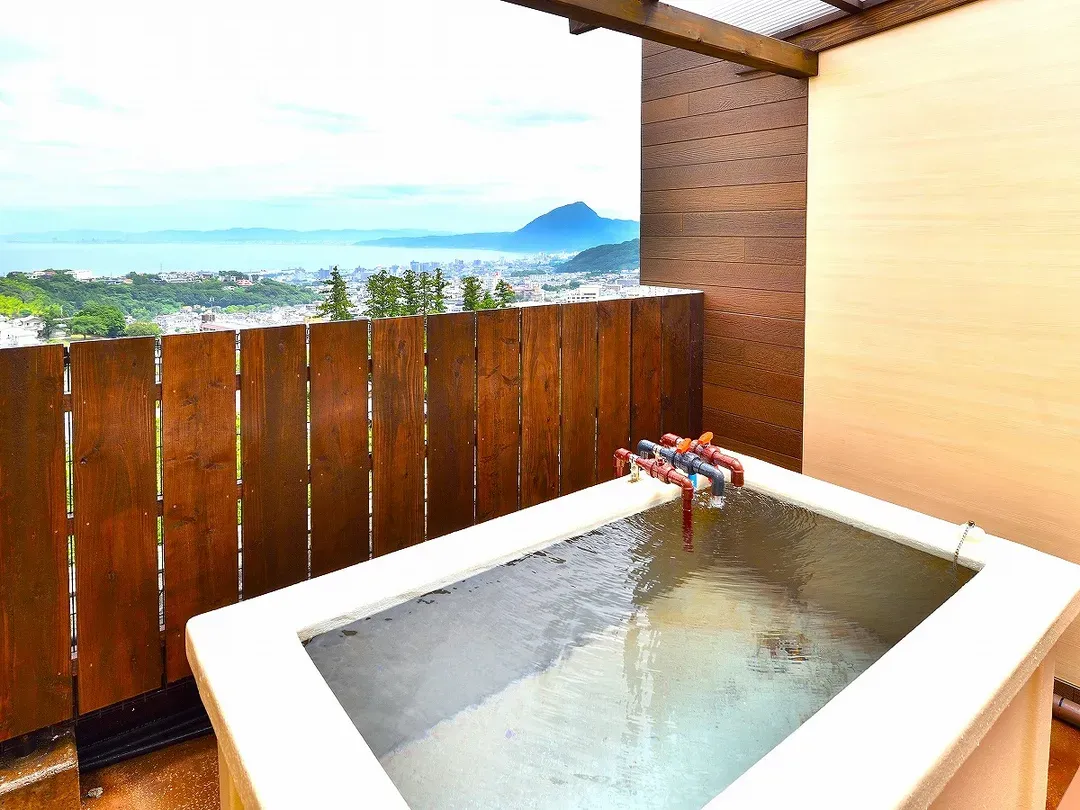 Kannawa Onsen Zekkei no Yado Sakuratei