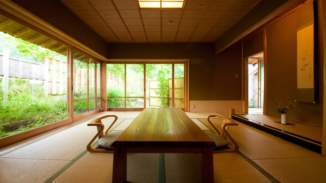 由布院温泉 布袋屋｜金鳞湖/花卉村步行6分