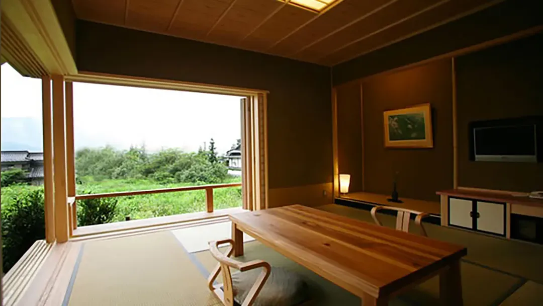 由布院温泉 布袋屋｜金鳞湖/花卉村步行6分