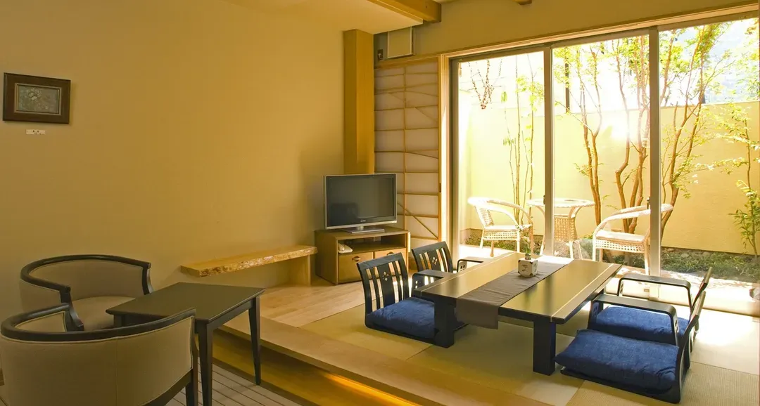 Yufuin Onsen Kutsurogi no Yado Nanakawa