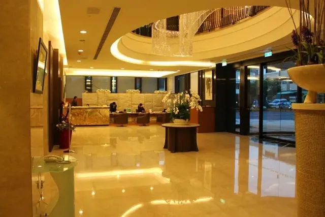 仲信金鬱金香酒店 | 近洲際棒球場-品臻四人房(含早餐）-4