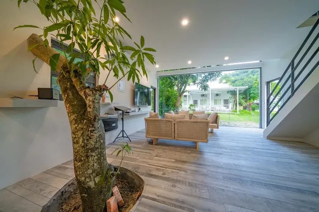 Sun pool on the cloud-Tree house villa-Mango Tree Living Room + Three-Bedroom Private House-4