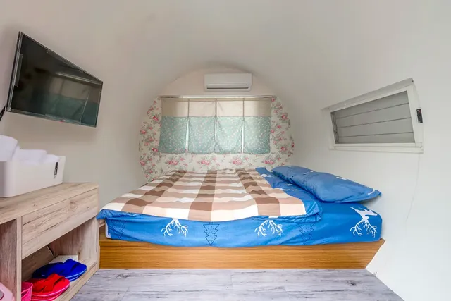 Shen-Lu-Ju B&B-Double room with shared bathroom-4