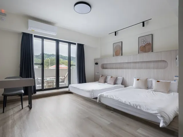 YUJING NU ERA-"Source" Quadruple Room-1