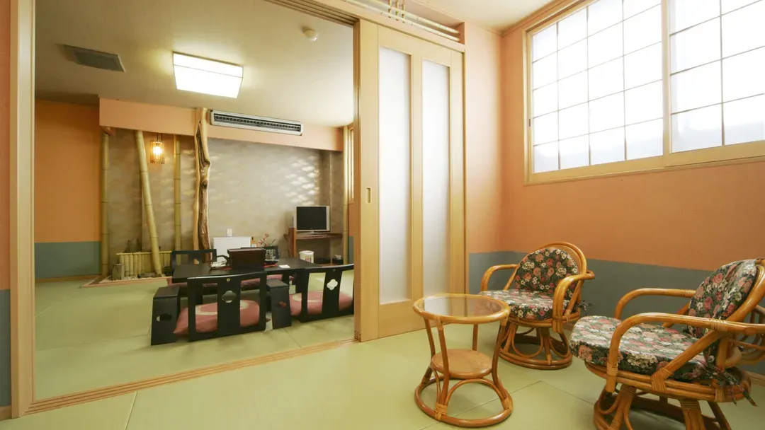 由布院温泉 御宿 由府兩築｜金鱗湖步行10分/近花卉村