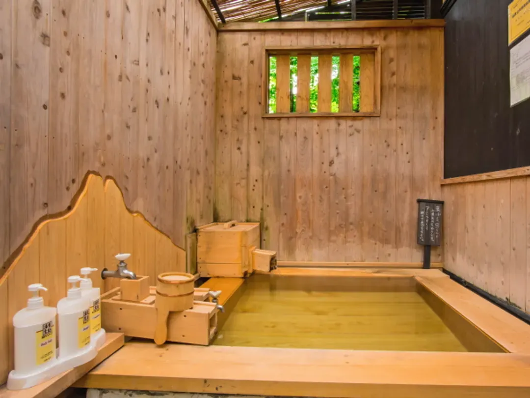 Yufuin Onsen Yurari Rokumyo