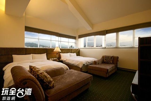 南投集集山魚水渡假飯店-6人房 / 景觀六人套房-1