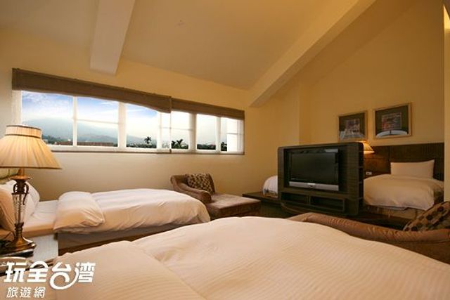 南投集集山魚水渡假飯店-6人房 / 景觀六人套房-4
