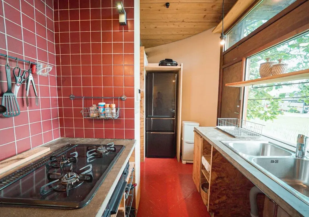 Oval Mountain Lodge