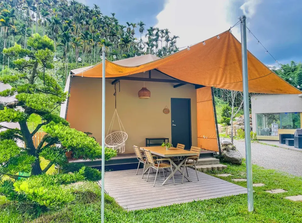 葉子秘境｜全新上架、一泊一食-【懶人露營】野溪四人房1號-1